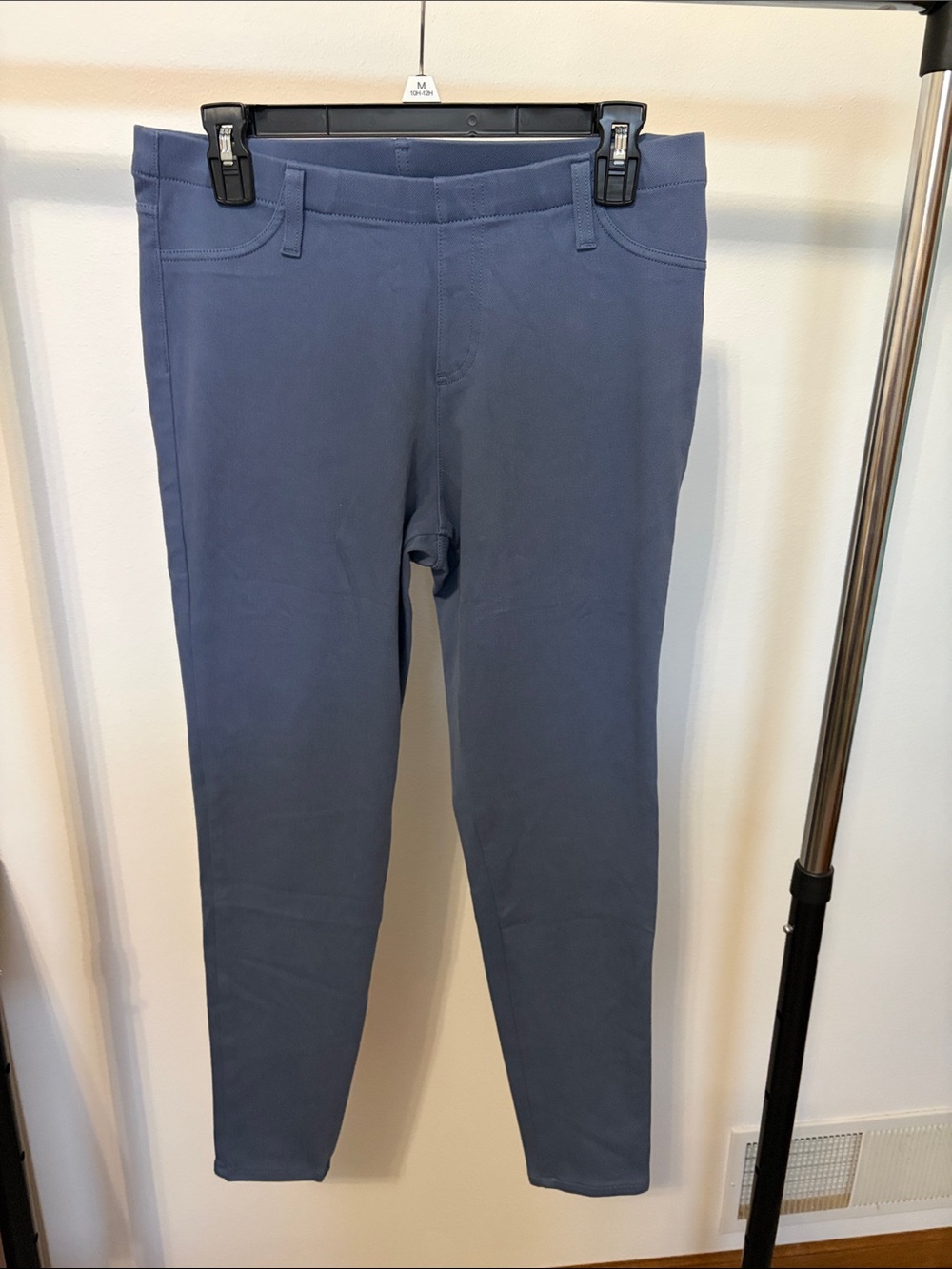 Faded Glory Jeggings
MORE COLORS LISTED
bundle for discounted offer 
L 12 - 14